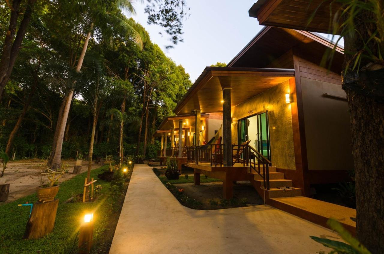 The Sun Long Beach Resort Ko Lanta Εξωτερικό φωτογραφία