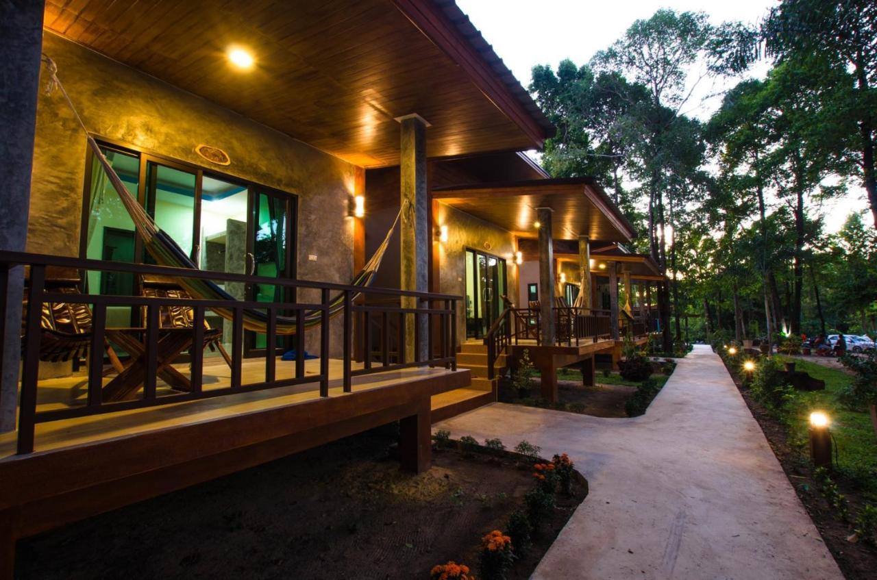 The Sun Long Beach Resort Ko Lanta Εξωτερικό φωτογραφία